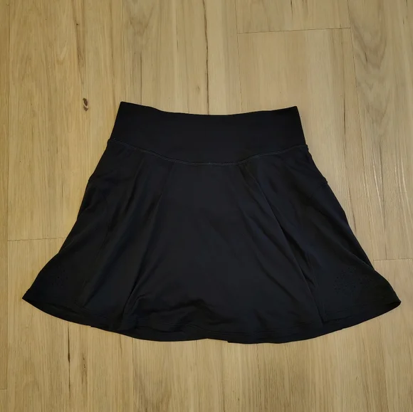 Gymshark Sweat Seamless Skort - Picture 2 of 7